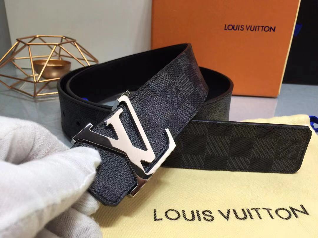 That lung nam cao cap Louis Vuitton TLV02-9