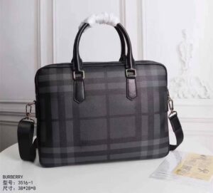 Túi xách nam hàng hiệu hot nhất hiện nay