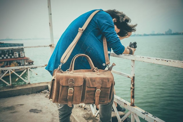 Túi xách nam quai để quần áo