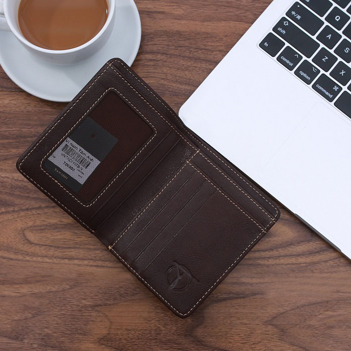 Đặc điểm dòng ví da nam 3/2