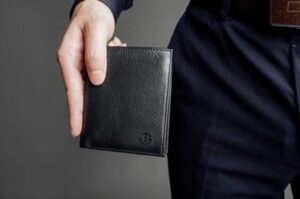 Đây là một trong những món phụ kiện được các đấng mày râu yêu thích,