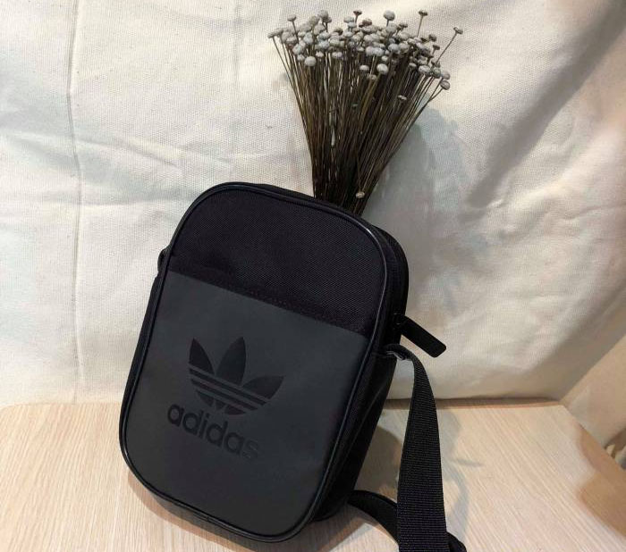 Túi đeo chéo nam Adidas Simple
